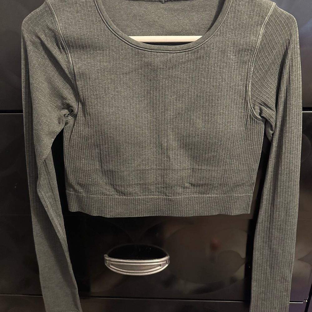 lululemon athletica Olive Green Ebb to Street Long Sleeve Cropped Shirt